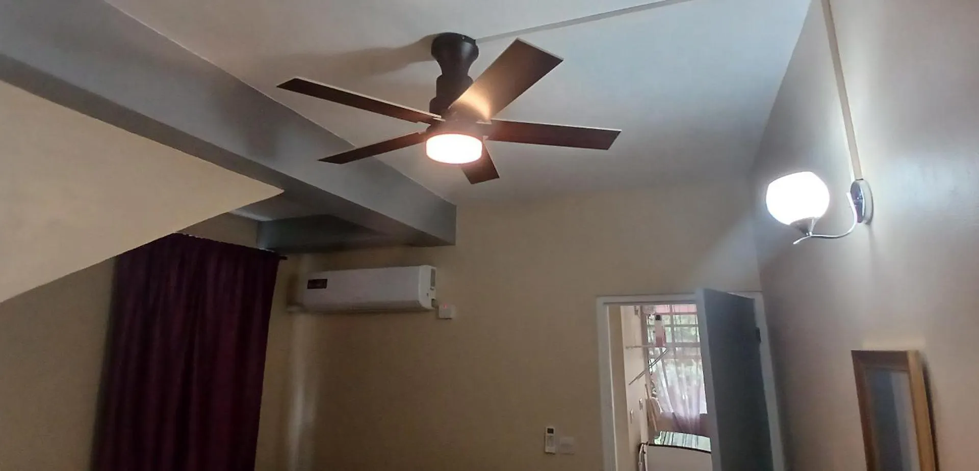 Cozy Vacation Retreat Apt 2 Trafalgar Апартаменты